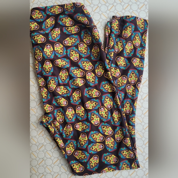 UNICORN ✨️✨️✨️ RUSSIAN DOLLS Lularoe TC leggings - Picture 1 of 2